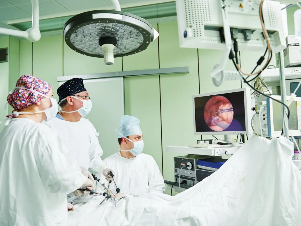 Laparoscopic Surgery for Colon Cancer